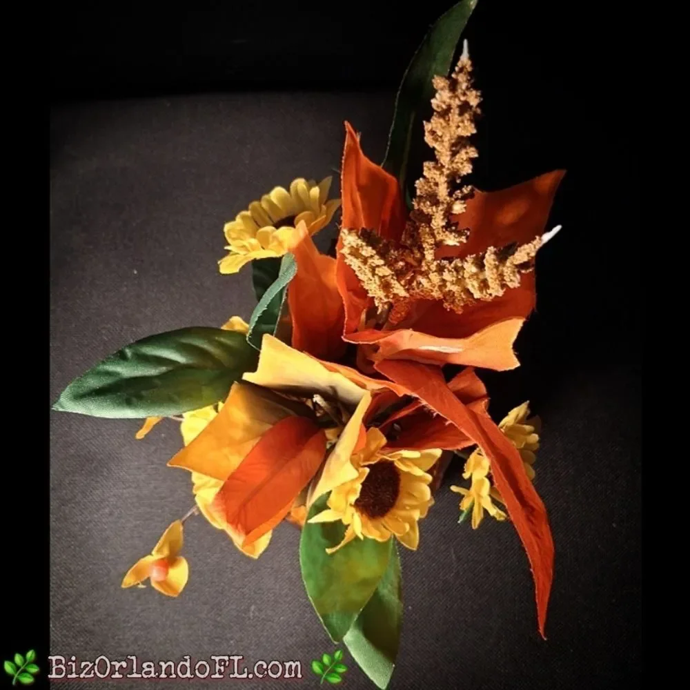 VINTAGE: Autumn Pumpkin Glass Vase with Floral Arrangement